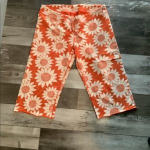 Lucky Brand wide leg capris- medium